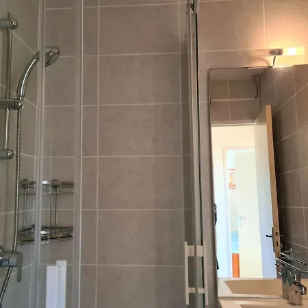 Cosy Avec Piscine, Tennis Et Parking Prive - Cap D'agde - Fr-1-249-384 * Agde